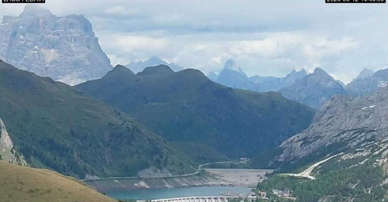 Webcam Canazei-Belvedere  - Lago e Passo Fedaia