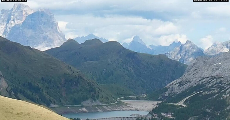 Webcam Canazei-Belvedere  - Lago e Passo Fedaia