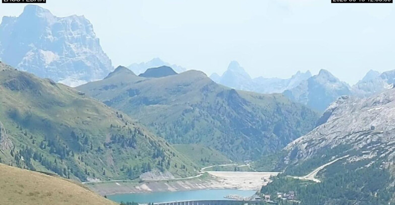 Webcam Canazei-Belvedere - Lago e Passo Fedaia