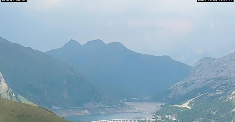 Webcam Canazei-Belvedere - Lago e Passo Fedaia