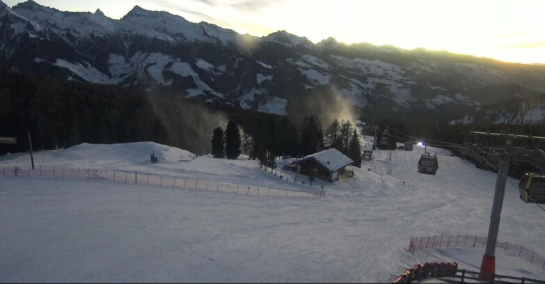 Webcam Bellamonte-Alpe Lusia - Pista Le Fassane e Morea Snowpark