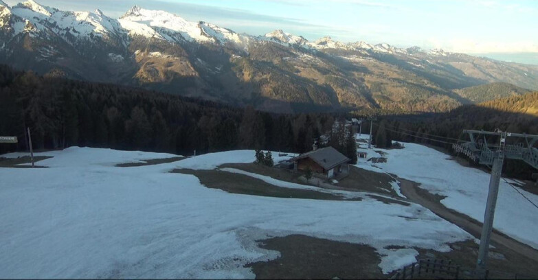 Webcam Bellamonte-Alpe Lusia - Pista Le Fassane e Morea Snowpark