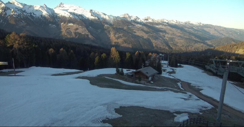 Webcam Bellamonte-Alpe Lusia - Pista Le Fassane e Morea Snowpark