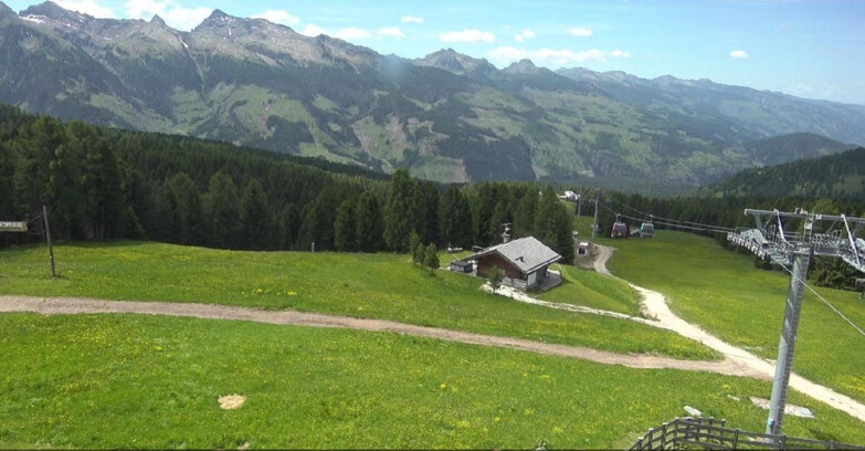 Webcam Bellamonte-Alpe Lusia  - Pista Le Fassane e Morea Snowpark