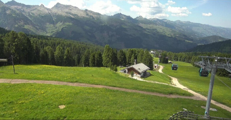 Webcam Bellamonte-Alpe Lusia - Pista Le Fassane e Morea Snowpark