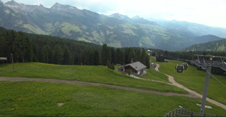 Webcam Bellamonte-Alpe Lusia - Pista Le Fassane e Morea Snowpark