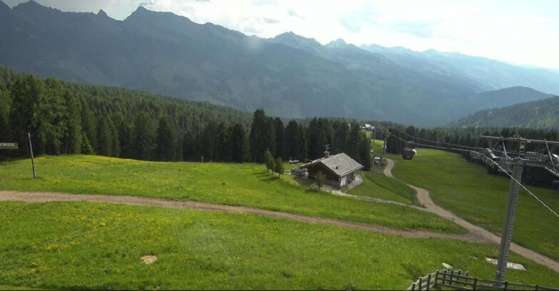 Webcam Bellamonte-Alpe Lusia - Pista Le Fassane e Morea Snowpark