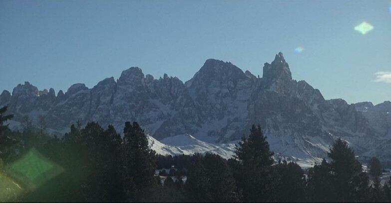 Webcam Bellamonte-Alpe Lusia - Pale di San Martino