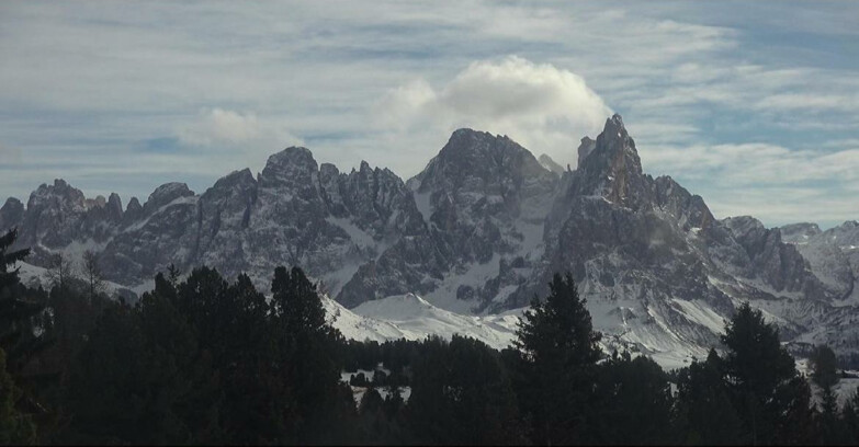 Webcam Bellamonte-Alpe Lusia  - Pale di San Martino