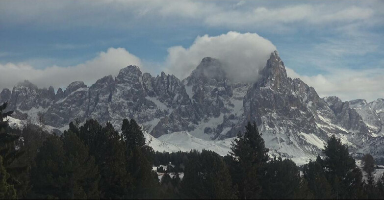 Webcam Bellamonte-Alpe Lusia  - Pale di San Martino