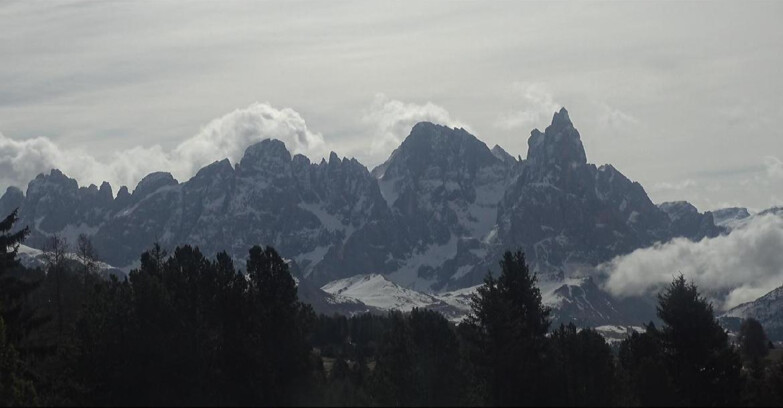 Webcam Белламонте-Альпе-Лусиа  - Pale di San Martino