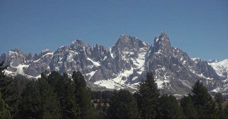 Webcam Bellamonte-Alpe Lusia  - Pale di San Martino