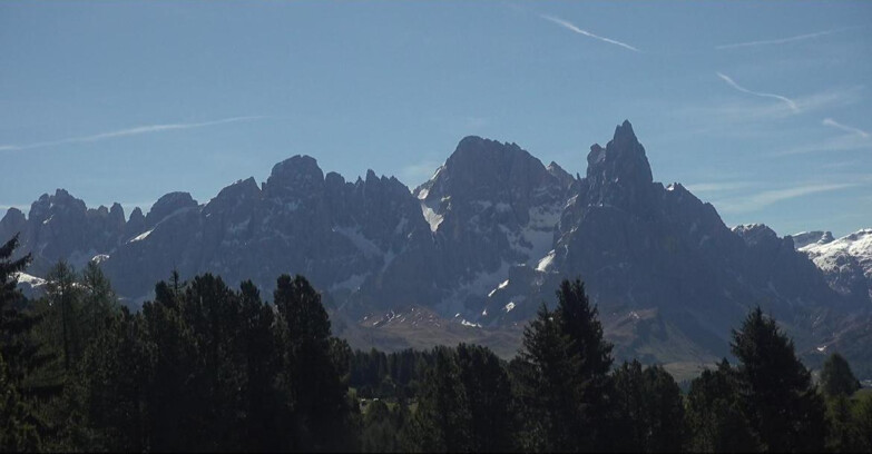 Webcam Bellamonte-Alpe Lusia  - Pale di San Martino