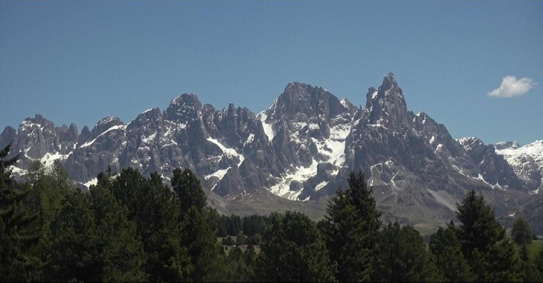 Webcam Bellamonte-Alpe Lusia  - Pale di San Martino