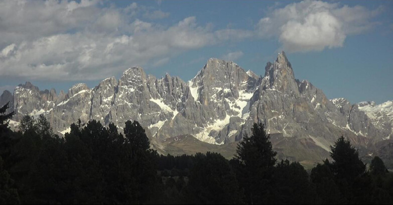 Webcam Bellamonte-Alpe Lusia  - Pale di San Martino