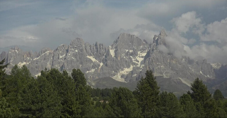 Webcam Белламонте-Альпе-Лусиа  - Pale di San Martino