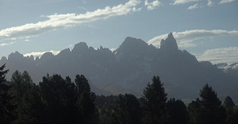 Webcam Белламонте-Альпе-Лусиа  - Pale di San Martino