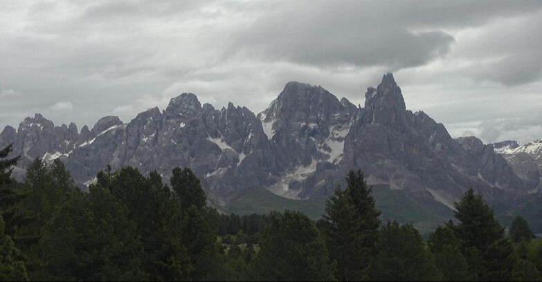 Webcam Bellamonte-Alpe Lusia - Pale di San Martino