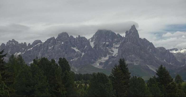 Webcam Bellamonte-Alpe Lusia - Pale di San Martino