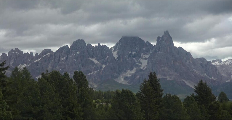 Webcam Bellamonte-Alpe Lusia - Pale di San Martino