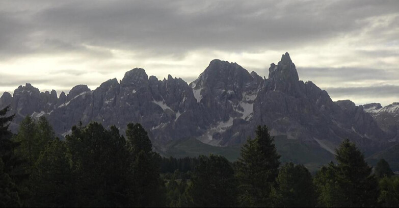 Webcam Bellamonte-Alpe Lusia - Pale di San Martino