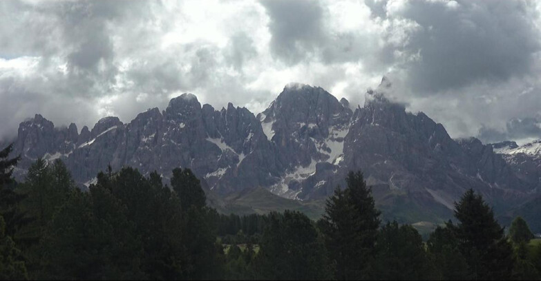 Webcam Bellamonte-Alpe Lusia - Pale di San Martino