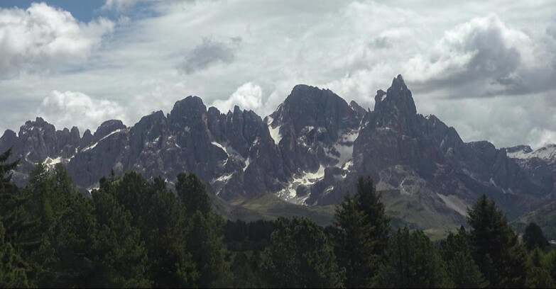 Webcam Bellamonte-Alpe Lusia - Pale di San Martino