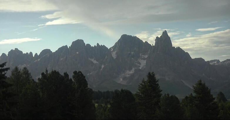 Webcam Bellamonte-Alpe Lusia  - Pale di San Martino