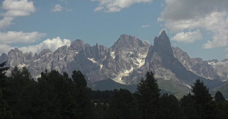 Webcam Bellamonte-Alpe Lusia - Pale di San Martino