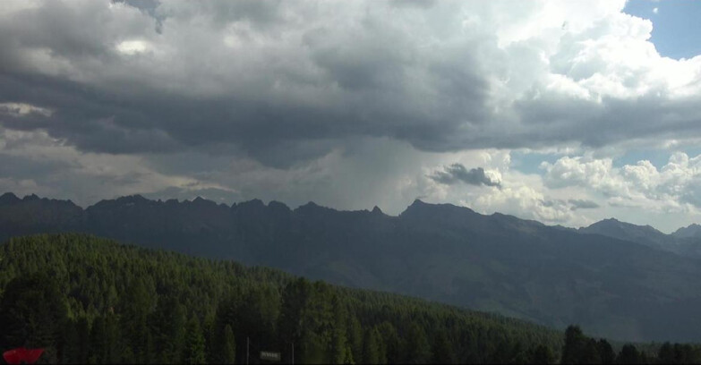 Webcam Bellamonte-Alpe Lusia - Catena del Lagorai