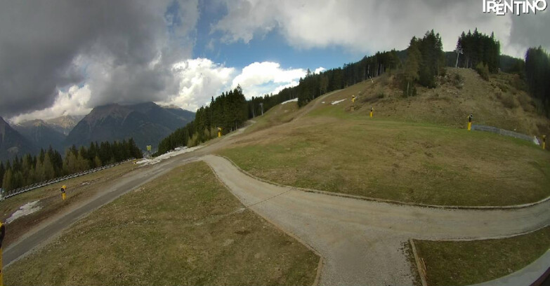 Webcam Пинцоло - Pinzolo - Dolomiti di Brenta 