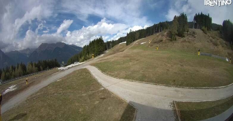 Webcam Пинцоло - Pinzolo - Dolomiti di Brenta 