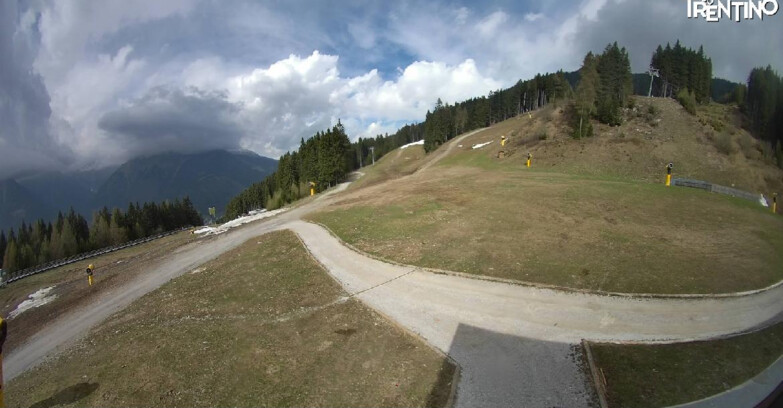 Webcam Пинцоло - Pinzolo - Dolomiti di Brenta 