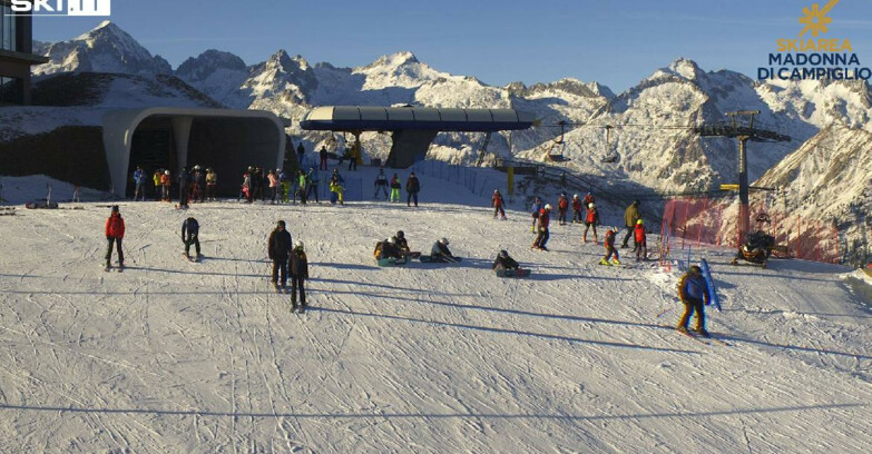 Webcam Pinzolo - Pinzolo - Madonna di Campiglio e Folgarida/Marilleva 