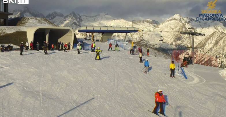 Webcam Пинцоло - Pinzolo - Madonna di Campiglio e Folgarida/Marilleva 