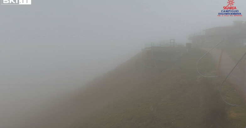 Webcam Pinzolo - Rifugio Doss del Sabion - 2100m