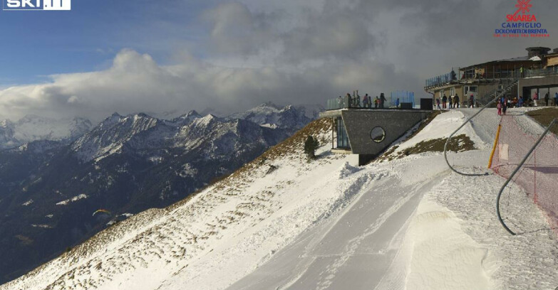 Webcam Pinzolo - Rifugio Doss del Sabion - 2100m