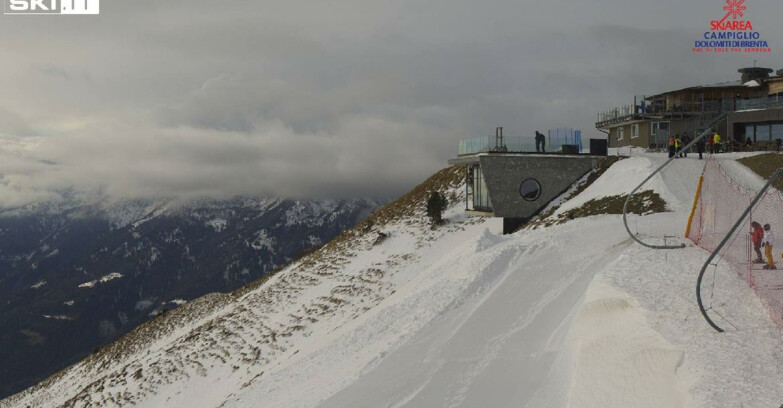 Webcam Pinzolo - Rifugio Doss del Sabion - 2100m