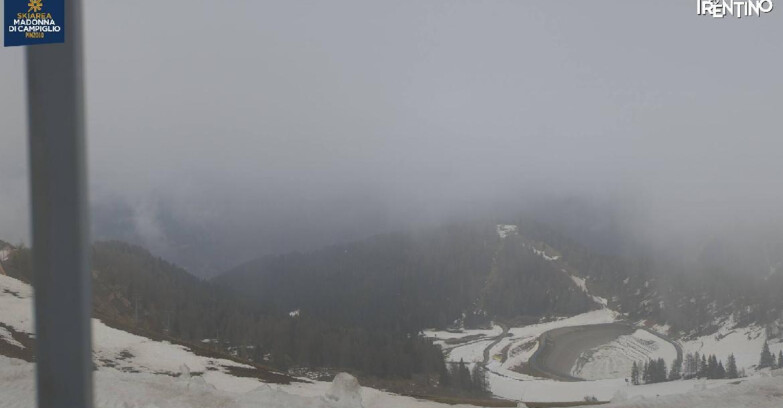 Webcam Pinzolo - Rifugio Doss del Sabion - 2100m