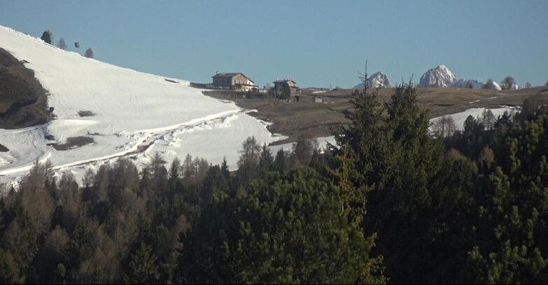Webcam Белламонте-Альпе-Лусиа  - Pista Dolomitica