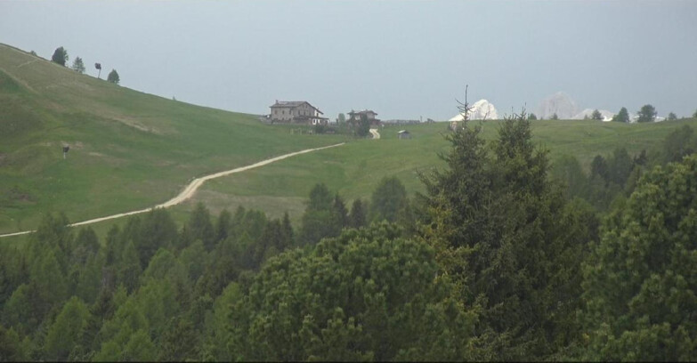 Webcam Белламонте-Альпе-Лусиа  - Pista Dolomitica