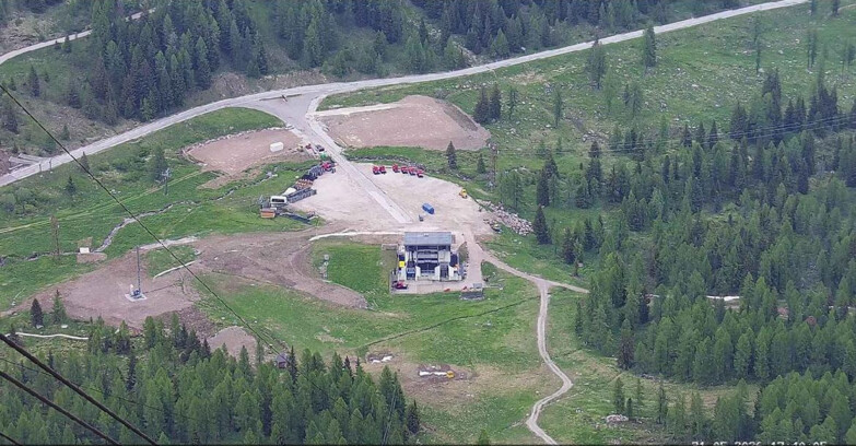 Webcam Passo San Pellegrino-Falcade  - Panorama N-E