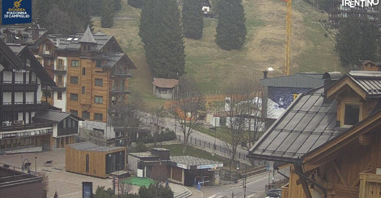 Webcam Madonna di Campiglio (Skiarea Campiglio Dolomiti di Brenta - Val di Sole Val Rendena) - Madonna di Campiglio