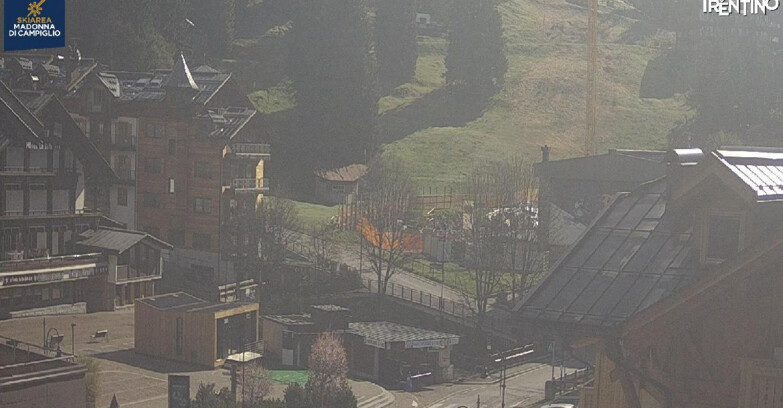 Webcam Madonna di Campiglio (Skiarea Campiglio Dolomiti di Brenta - Val di Sole Val Rendena) - Madonna di Campiglio