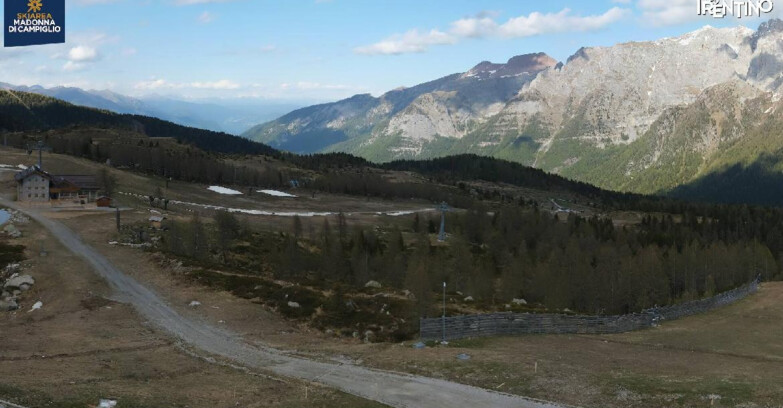 Webcam Madonna di Campiglio - Campiglio Rifugio Viviani 