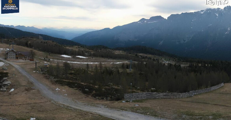 Webcam Madonna di Campiglio - Campiglio Rifugio Viviani 