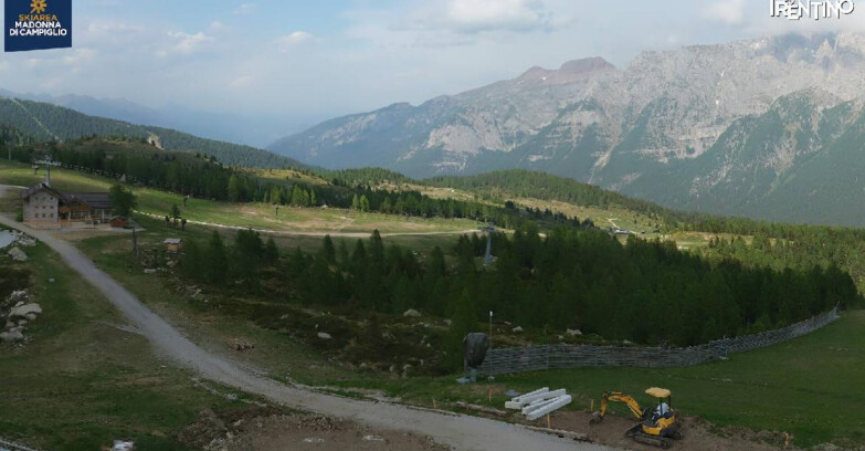 Webcam Madonna di Campiglio - Rifugio Viviani