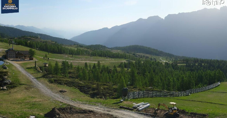Webcam Madonna di Campiglio - Rifugio Viviani