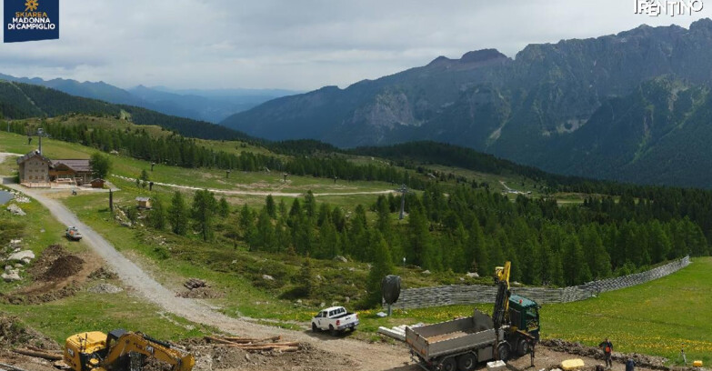 Webcam Madonna di Campiglio - Rifugio Viviani