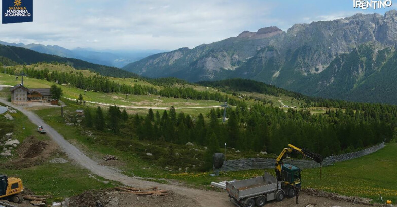 Webcam Madonna di Campiglio - Rifugio Viviani